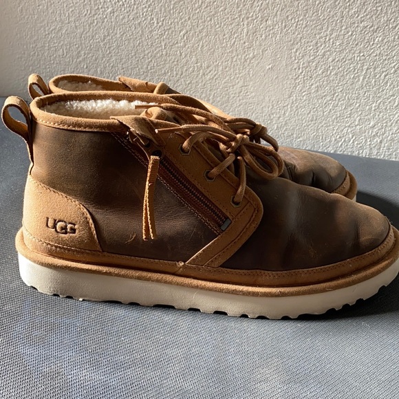 UGG Other - M Ugg Numel zip size 10